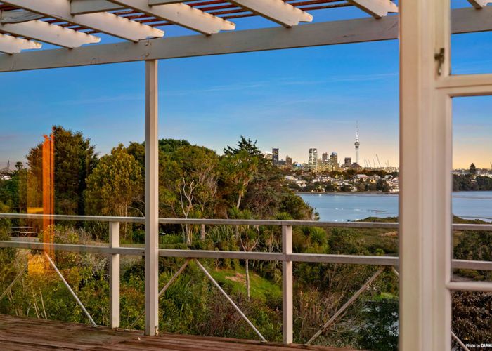  at 4 Pine Ridge Terrace, Hauraki, Auckland