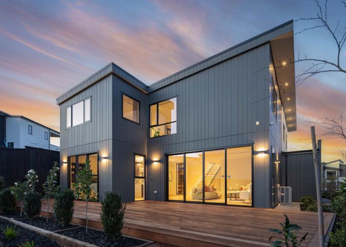  at 150 Te Oneroa Way, Long Bay, North Shore City, Auckland