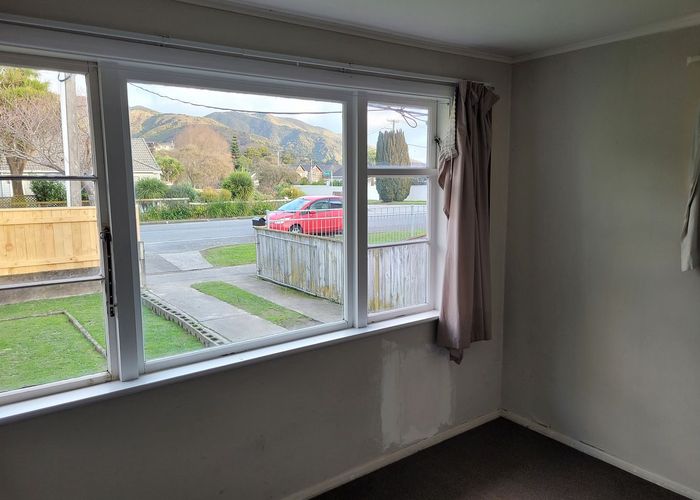  at 33 Naenae Road, Naenae, Lower Hutt, Wellington