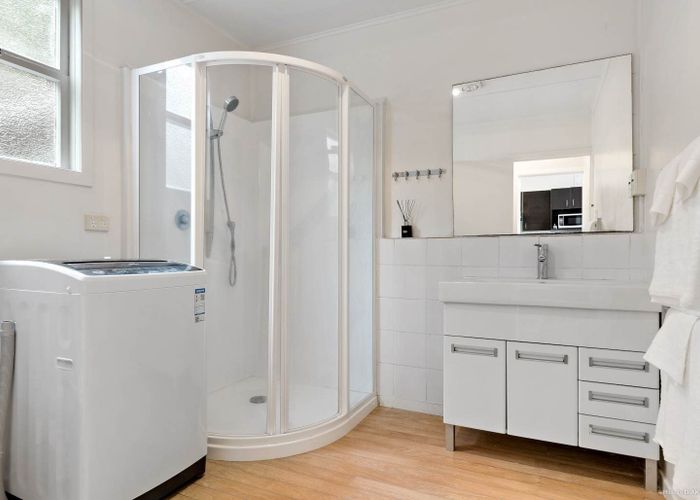  at 6/3 Picton Street, Howick, Manukau City, Auckland