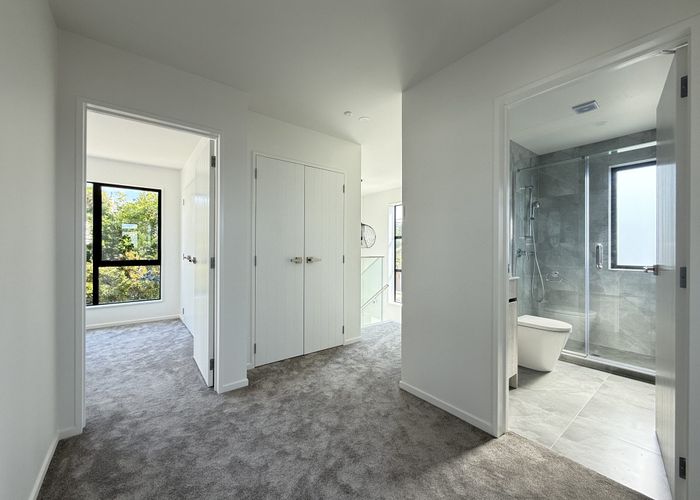  at 1/33 Garadice Rd, Mairangi Bay, North Shore City, Auckland