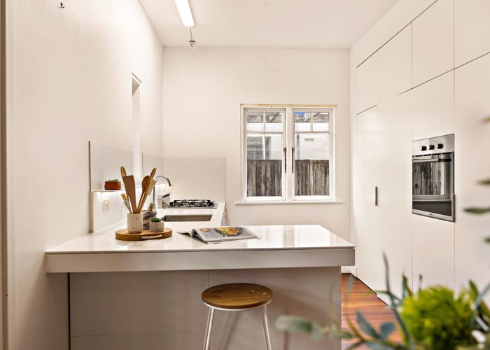  at 2/542 Parnell Road, Parnell, Auckland City, Auckland