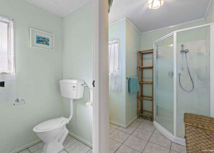  at 1/5 Leonard Road, Mount Wellington, Auckland City, Auckland