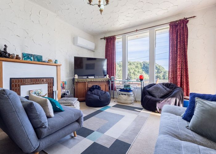  at 25 The Esplanade, Raumati South, Kapiti Coast, Wellington