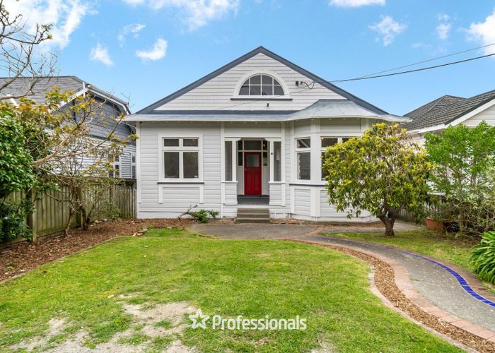  at 79 Queens Drive, Lyall Bay, Wellington, Wellington