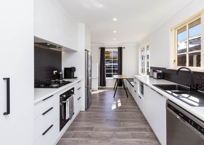  at 62 Hillside Drive, Maoribank, Upper Hutt