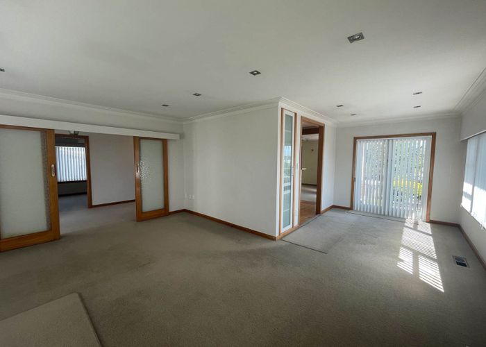  at 46 Forrest Hill Road, Forrest Hill, North Shore City, Auckland