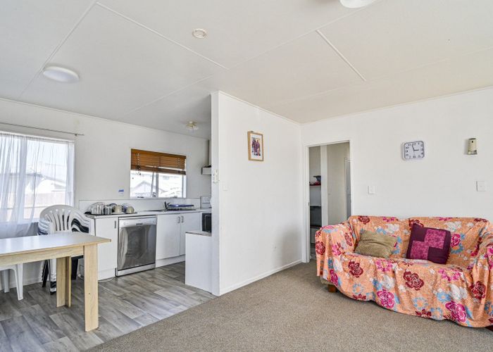  at 8A Arklow Place, Flaxmere, Hastings