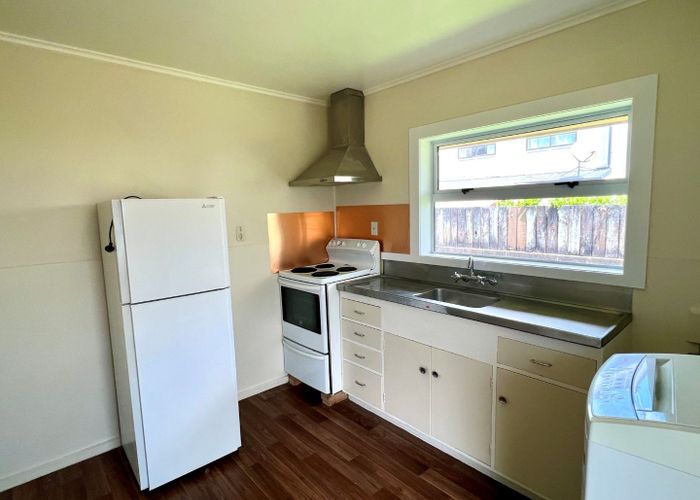  at 127C Knighton Road, Hillcrest, Hamilton, Waikato