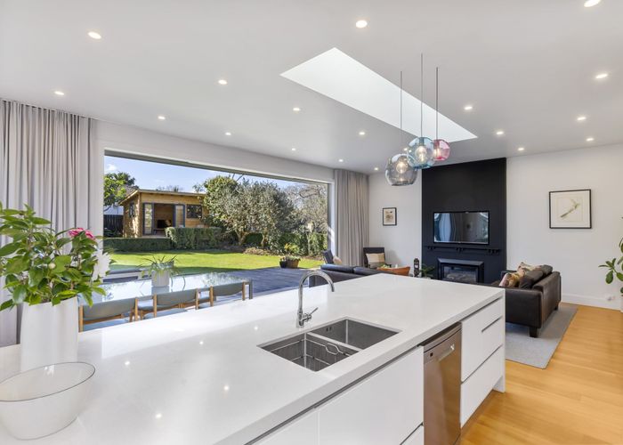  at 27 Wairere Avenue, Mount Albert, Auckland