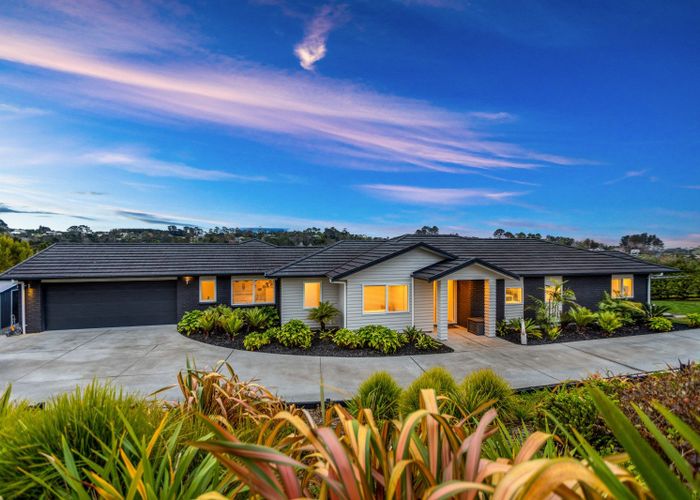 For sale 60 Roberts Road, Matakatia Bay, Rodney, Auckland homes.co.nz