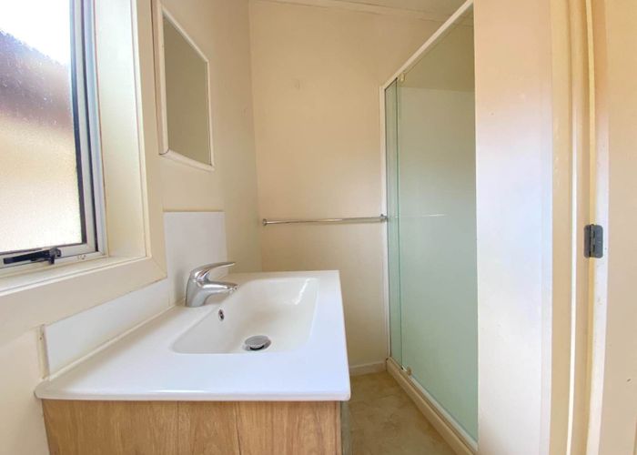  at 31 Wycherley Drive, Bucklands Beach, Auckland