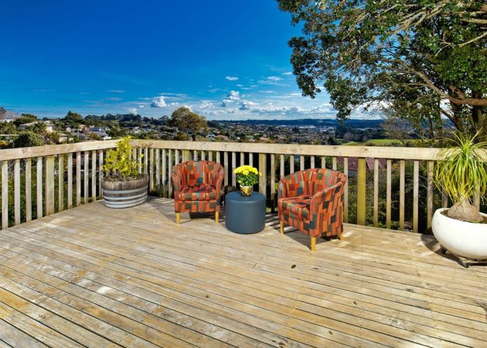  at 24 Sunset Road, Glenfield, North Shore City, Auckland