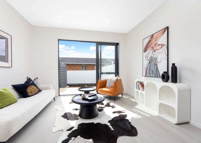 at 4/234 Te Atatu Road, Te Atatu South, Waitakere City, Auckland