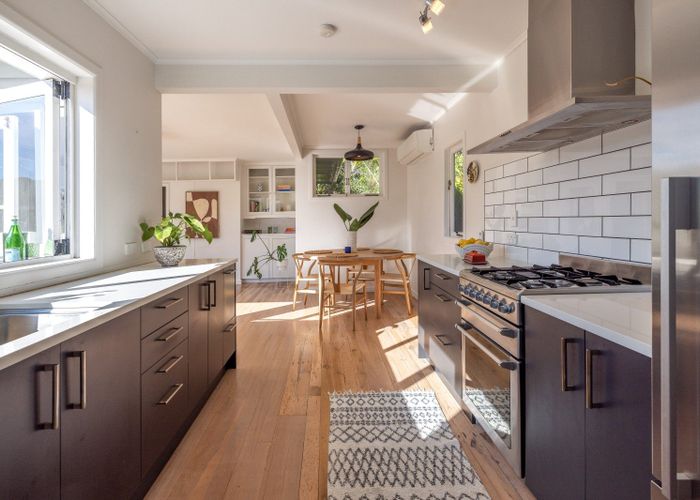  at 184 Ocean View Road, Oneroa, Waiheke Island, Auckland