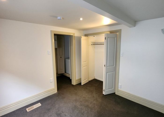  at 43b Patanga, Thorndon, Wellington, Wellington