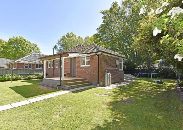  at 188 Aorangi Road, Bryndwr, Christchurch