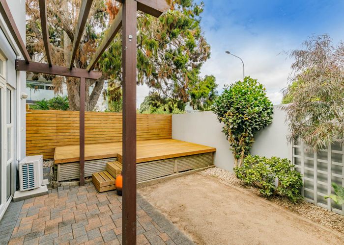  at 662A Manukau Road, Royal Oak, Auckland