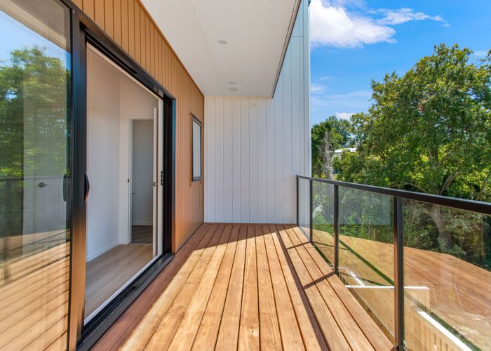  at 12D Angelo Avenue, Howick, Manukau City, Auckland