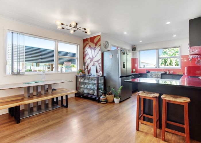  at 80 Buckland Road, Mangere East, Auckland