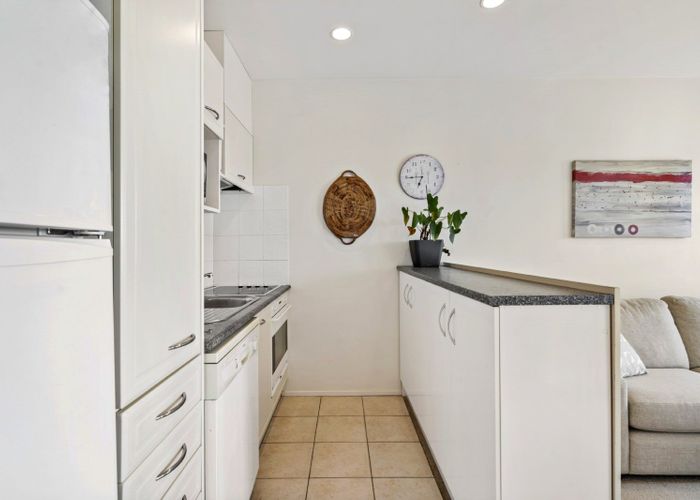  at 25B/3 HARRISON ROAD, Mount Wellington, Auckland