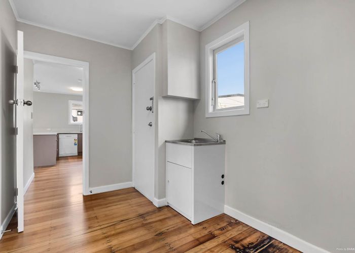  at 10/3 Picton Street, Howick, Auckland