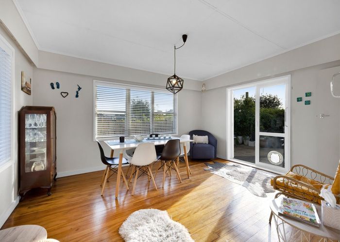  at 8 Edinburgh Street, Patea, South Taranaki, Taranaki