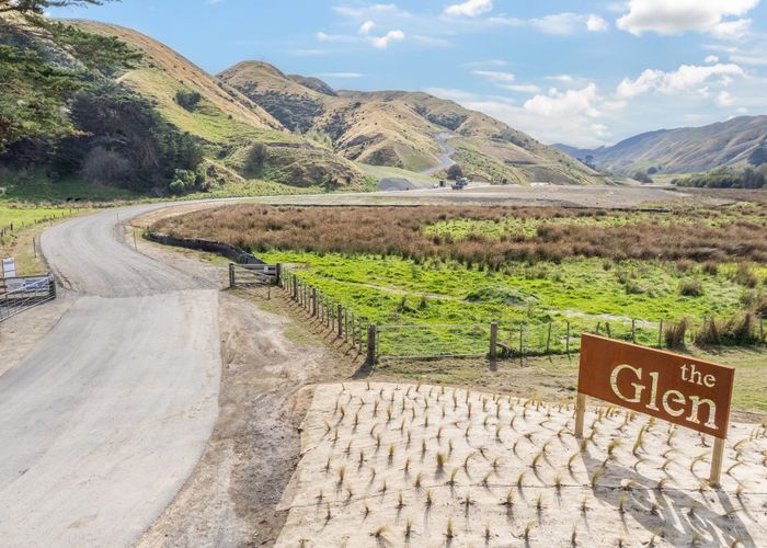  at The Glen/271 Grays Road, Pauatahanui, Porirua, Wellington