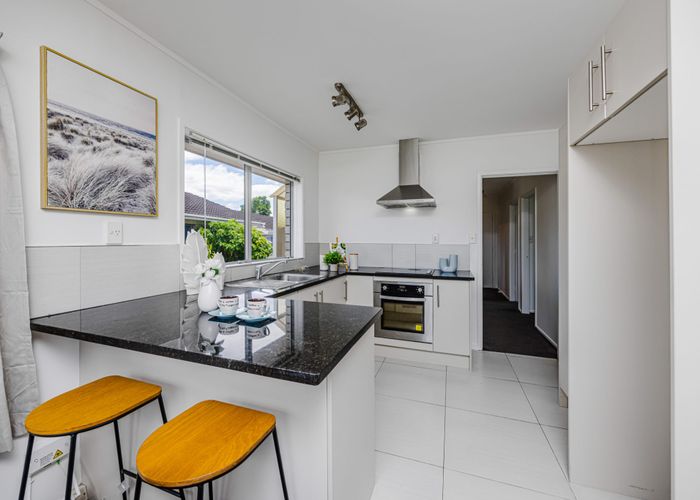  at 4/3 Corin Avenue, Manurewa, Manukau City, Auckland