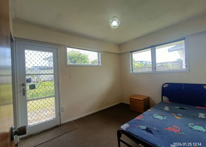  at 2/31 Gulf Cres, Bucklands Beach, Manukau City, Auckland