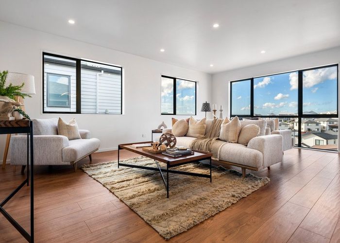  at 25 Baumea Rise, Westgate, Waitakere City, Auckland