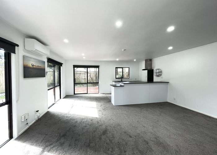  at 81 Totaravale Drive, Totara Vale, North Shore City, Auckland