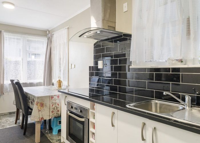  at 6 Kuranui Place, Otahuhu, Auckland City, Auckland