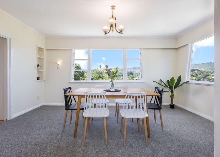  at 9 Tainui Terrace, Tawa, Wellington
