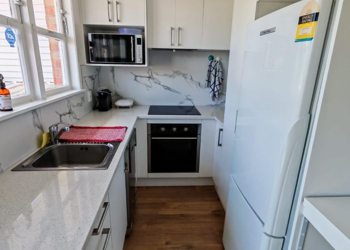  at 2/10-12 Tennyson Street, Mount Eden, Auckland City, Auckland