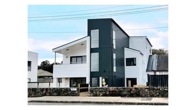  at 5/854 Mount Eden Road, Three Kings, Auckland