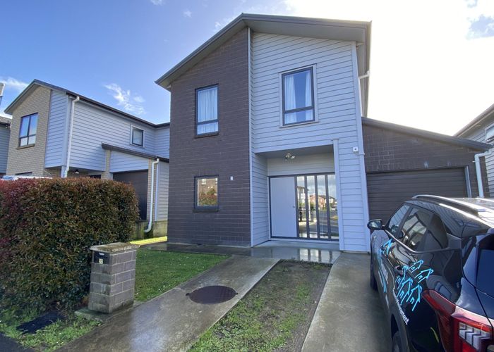  at 37 Ipukarea Street, Weymouth, Manukau City, Auckland