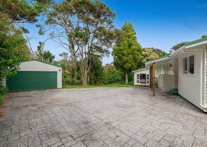  at 1/24 Albany Highway, Greenhithe, North Shore City, Auckland