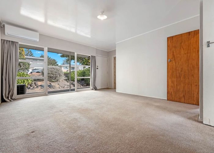  at 21 Pegler Drive, Howick, Manukau City, Auckland