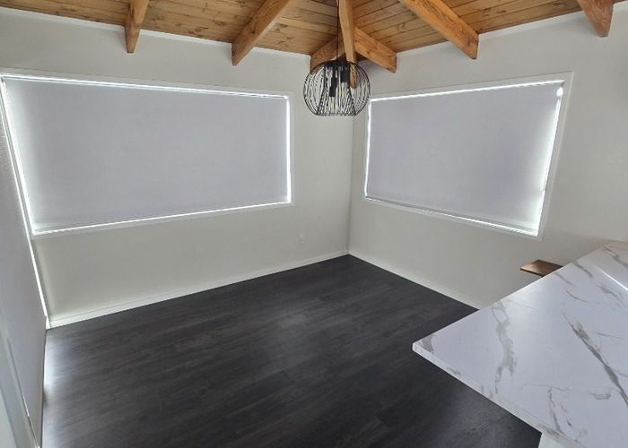  at 21 Sungrove Rise, Sunnyvale, Waitakere City, Auckland
