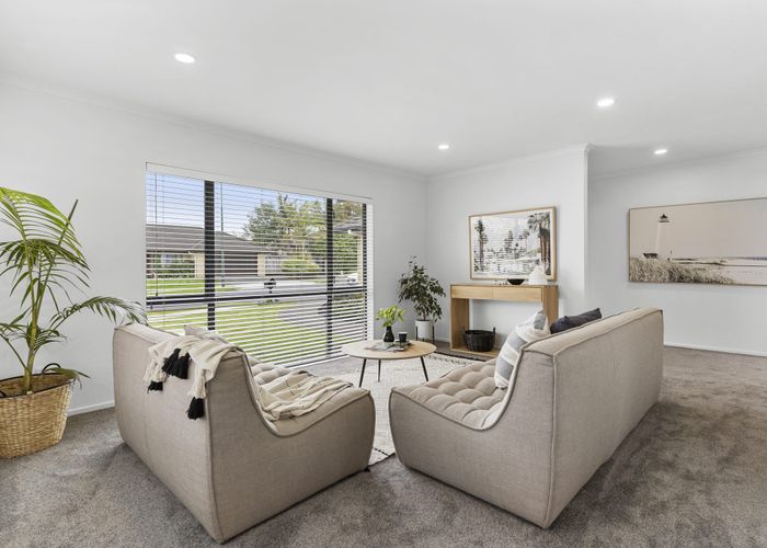  at 5 Carlingford Drive, East Tamaki, Auckland