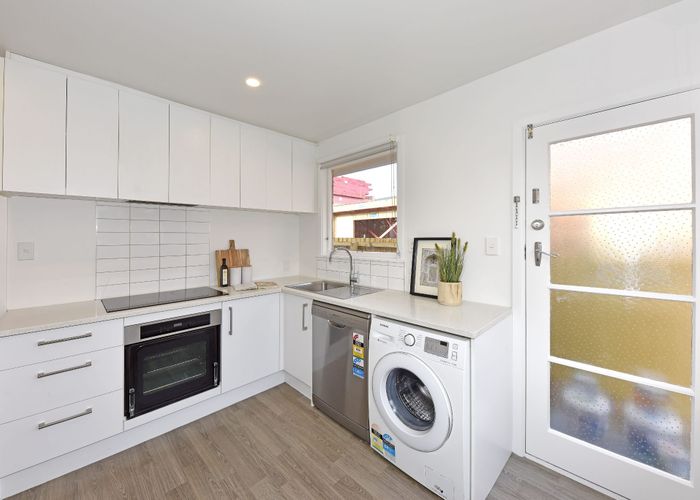  at 1/98 Mathesons Road, Phillipstown, Christchurch