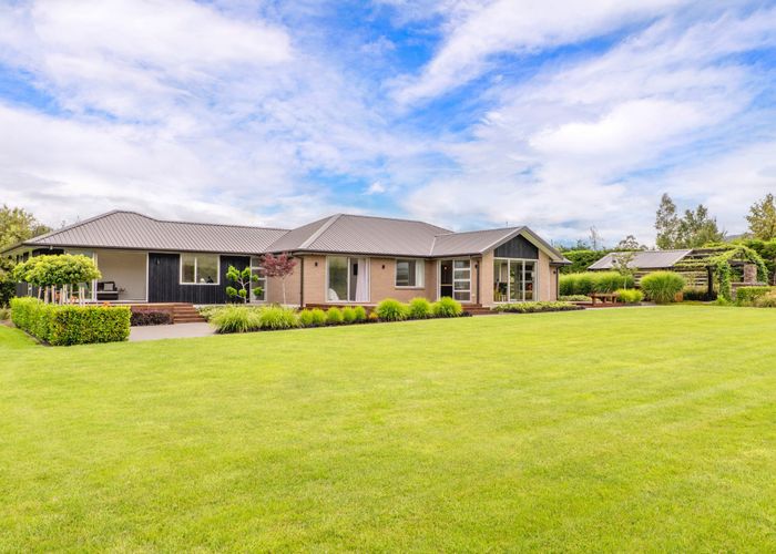  at 875 German Road, Starvation Hill, Oxford