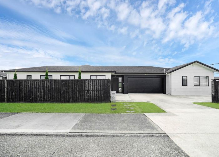  at 14 Wellfield Drive, Papakura, Papakura