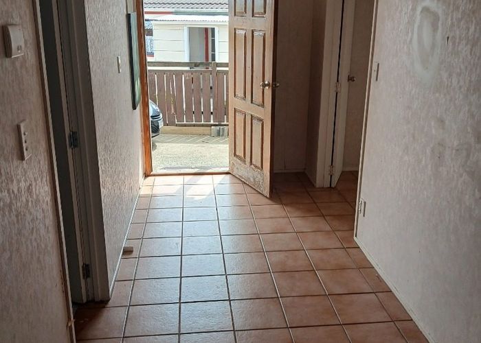  at 15 Kopara Place, Clendon Park, Manukau City, Auckland