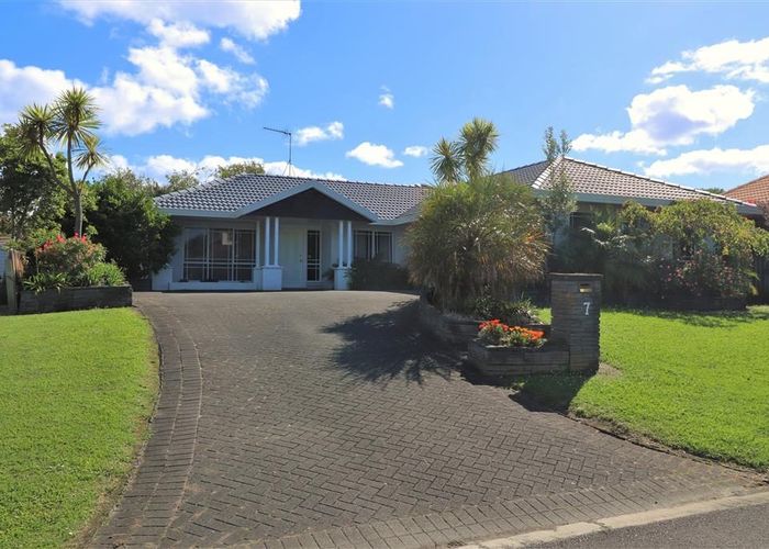  at 7 Camerton Close, Northpark, Manukau City, Auckland