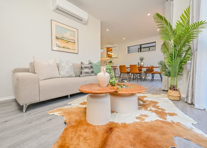  at 1D Galloway Crescent, Farm Cove, Manukau City, Auckland