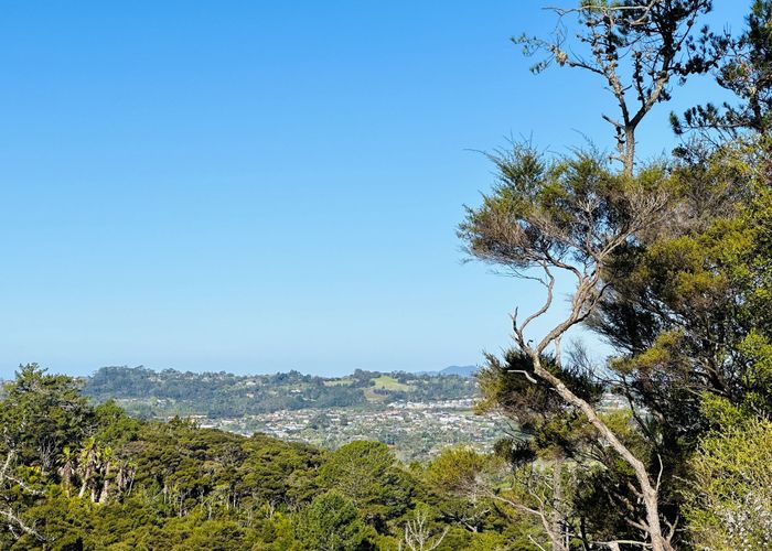  at 7 Trig Station Rise, Paremoremo, Auckland