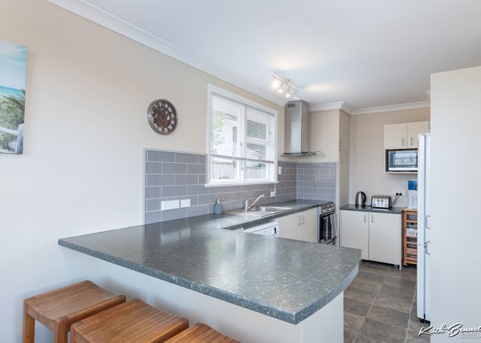  at 11 Penguin Grove, Waitangirua, Porirua
