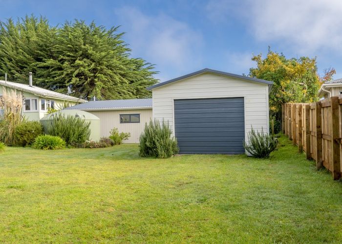  at 10 Arthur Street, Waikawa Beach
